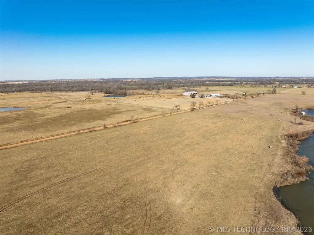 220 E 220 ROAD Afton, OK 74331