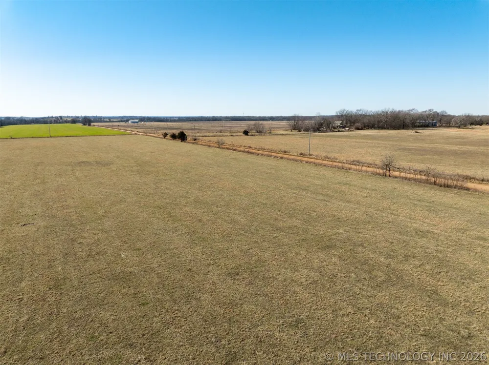 220 E 220 ROAD Afton, OK 74331