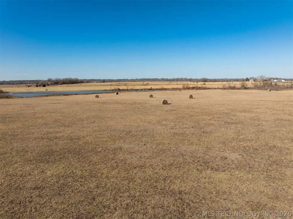 220 E 220 ROAD Afton, OK 74331