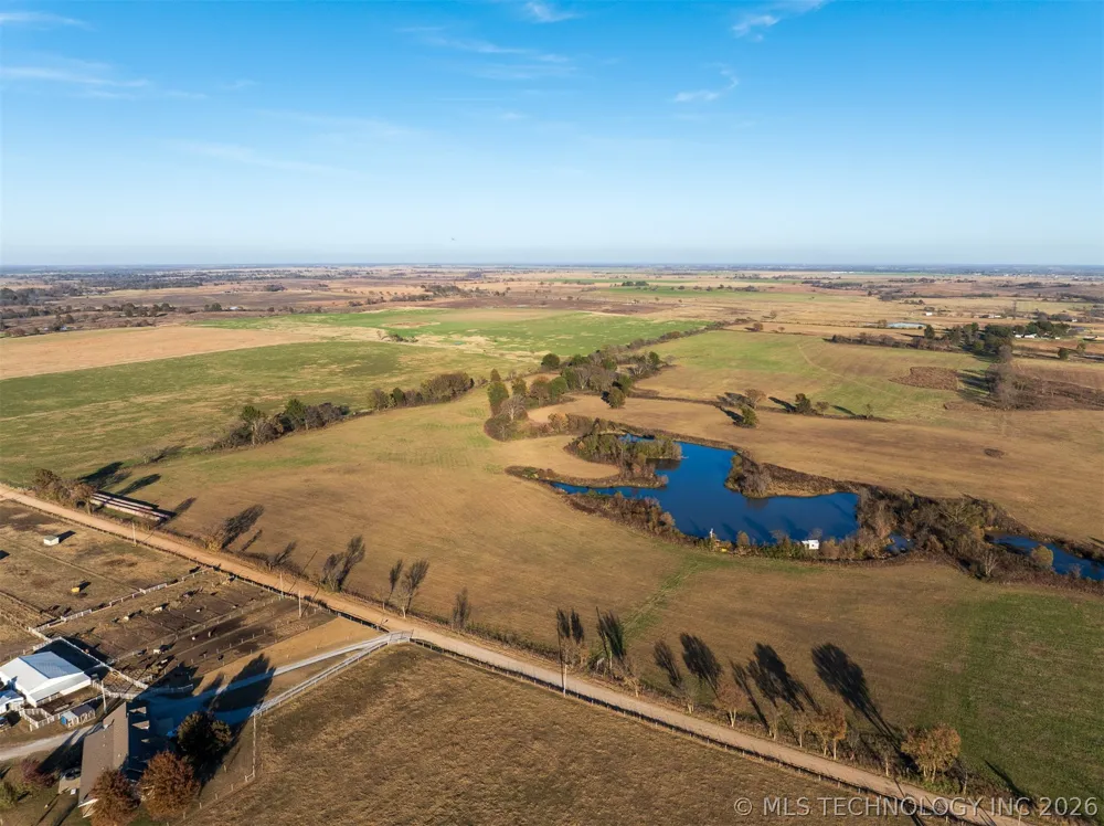 220 E 220 ROAD Afton, OK 74331