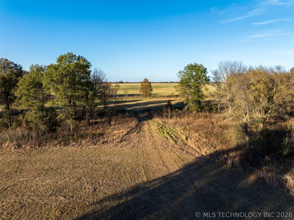 220 E 220 ROAD Afton, OK 74331
