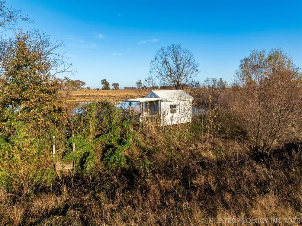 220 E 220 ROAD Afton, OK 74331