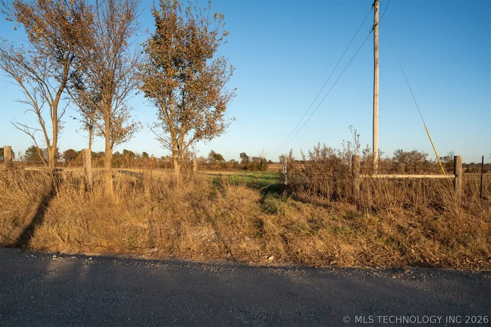 220 E 220 ROAD Afton, OK 74331