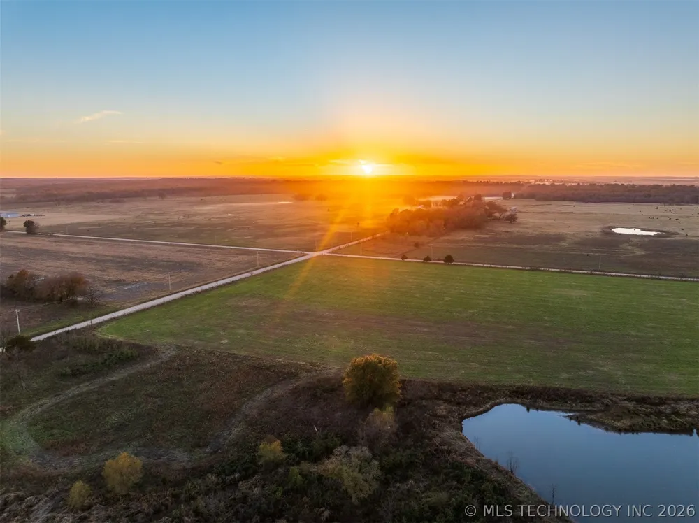 220 E 220 ROAD Afton, OK 74331