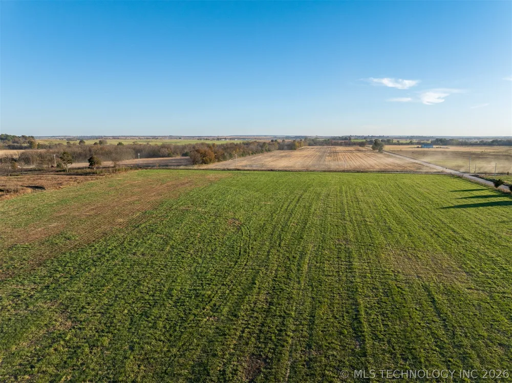 220 E 220 ROAD Afton, OK 74331