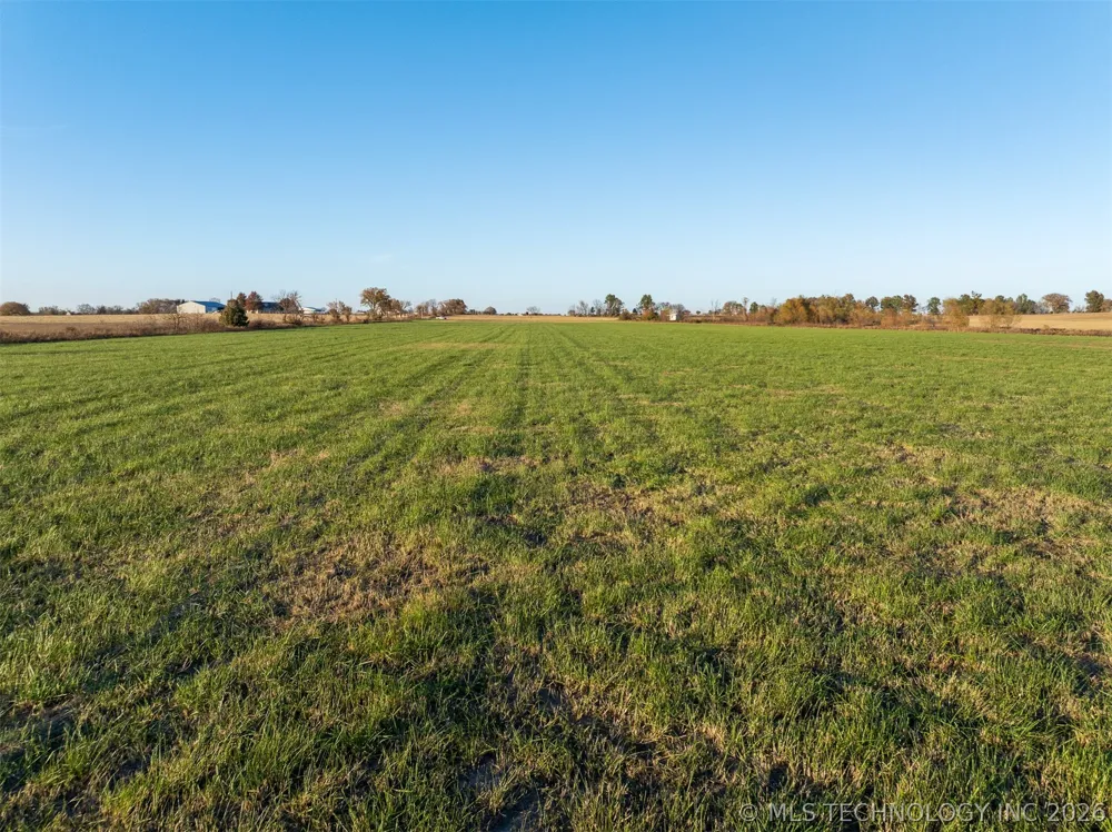 220 E 220 ROAD Afton, OK 74331