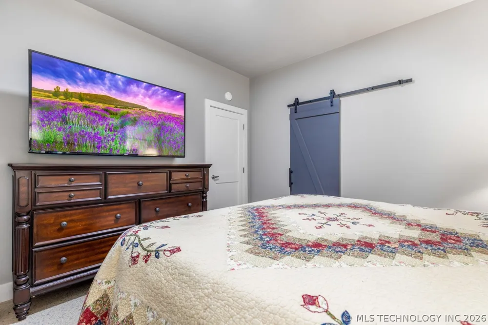 24936 S 611 ROAD Grove, OK 74344
