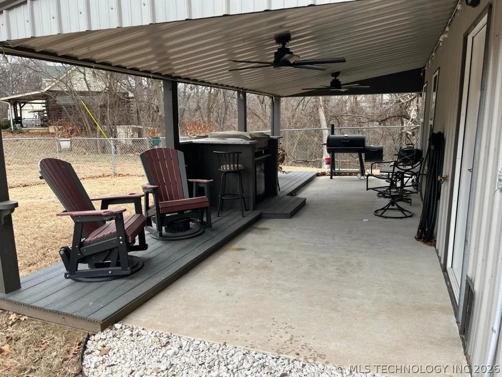 24936 S 611 ROAD Grove, OK 74344