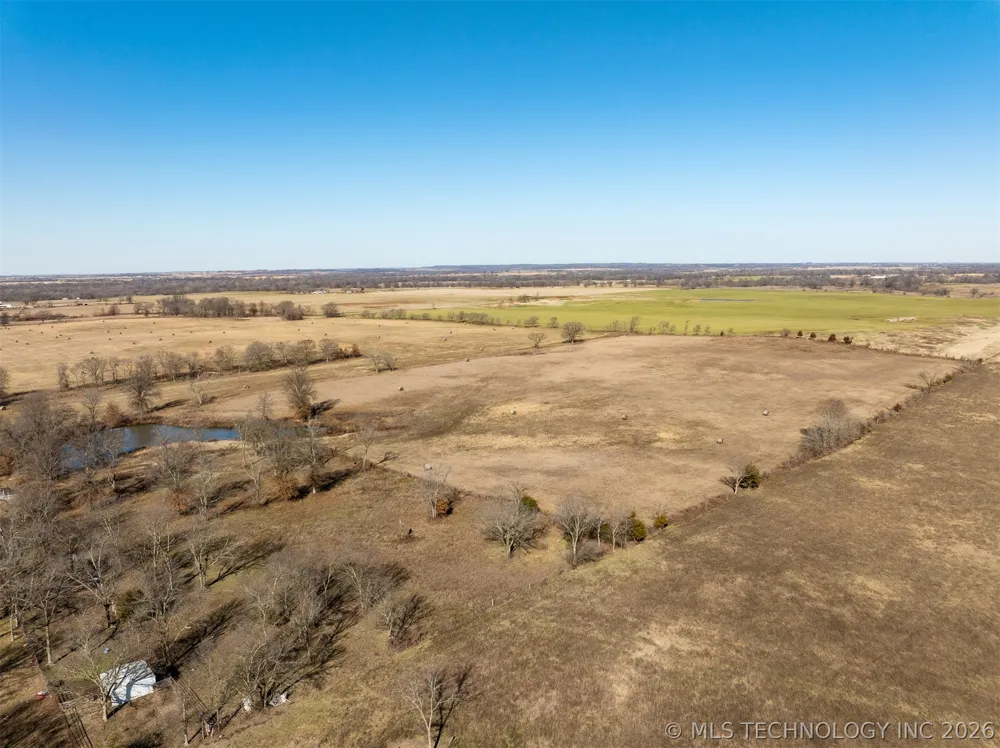 110 E 220 ROAD Afton, OK 74331