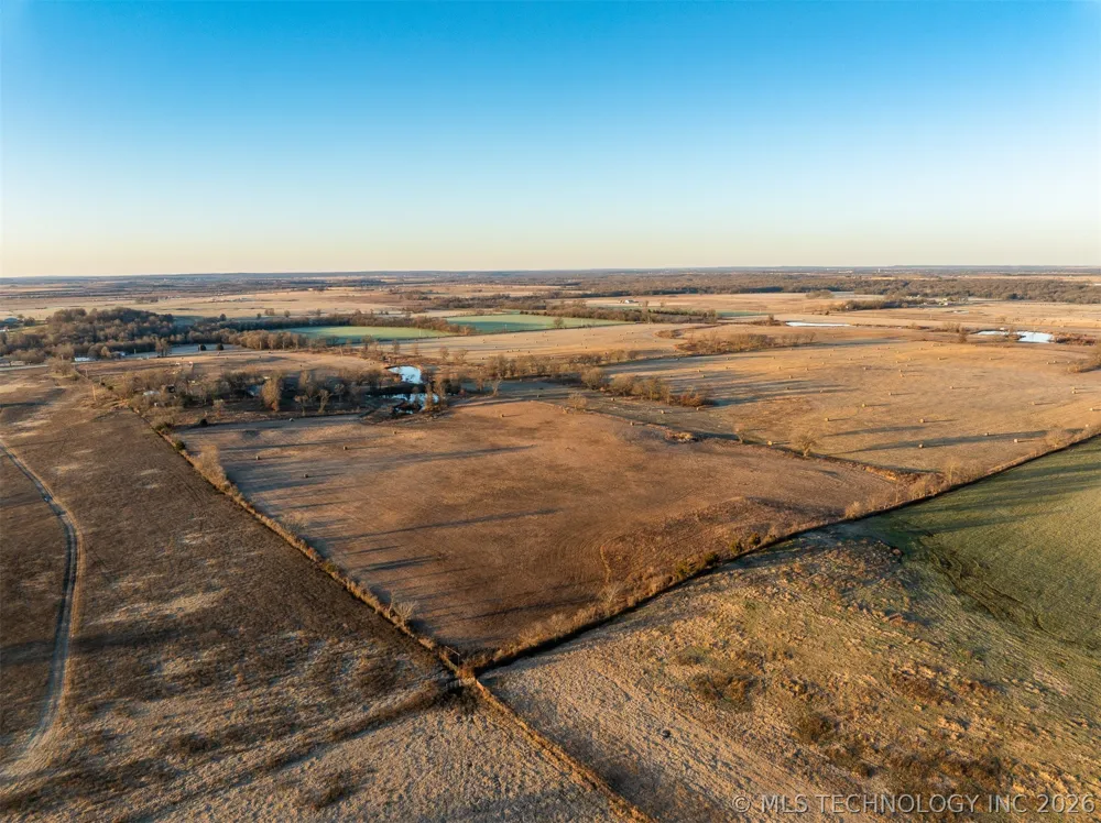 110 E 220 ROAD Afton, OK 74331