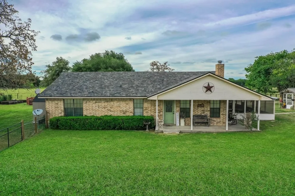 46658 Highway 290 Bus Hempstead, TX 77445