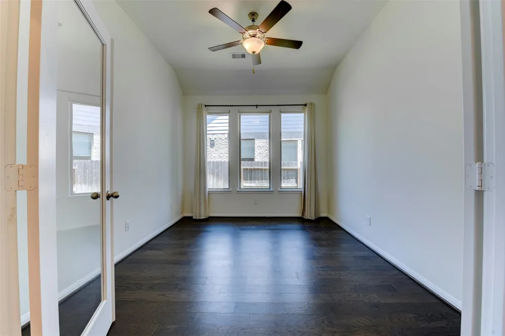 32311 Noble Creek Drive Conroe, TX 77385