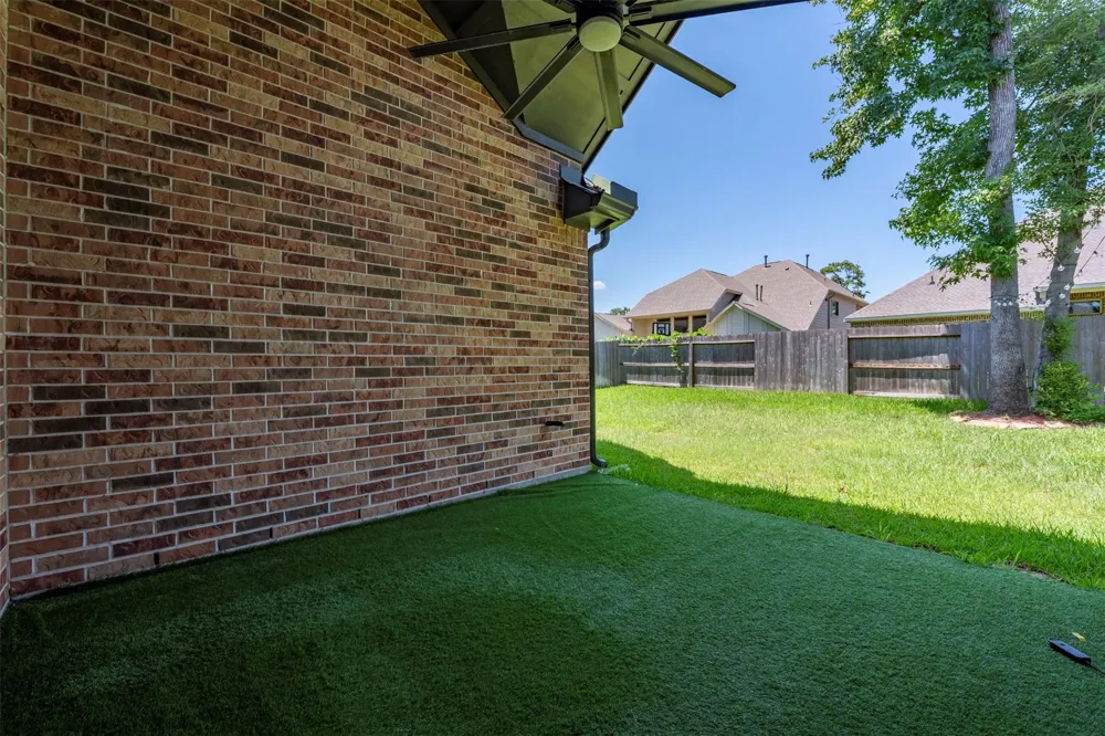 32311 Noble Creek Drive Conroe, TX 77385