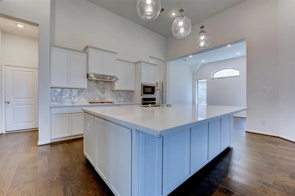 32311 Noble Creek Drive Conroe, TX 77385