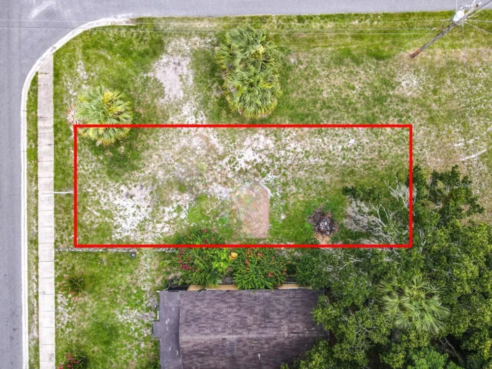 939 MOTON AVENUE Sanford, FL 32771