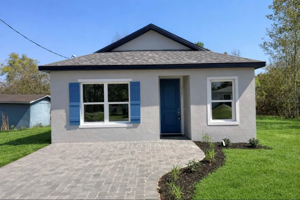 939 MOTON AVENUE Sanford, FL 32771
