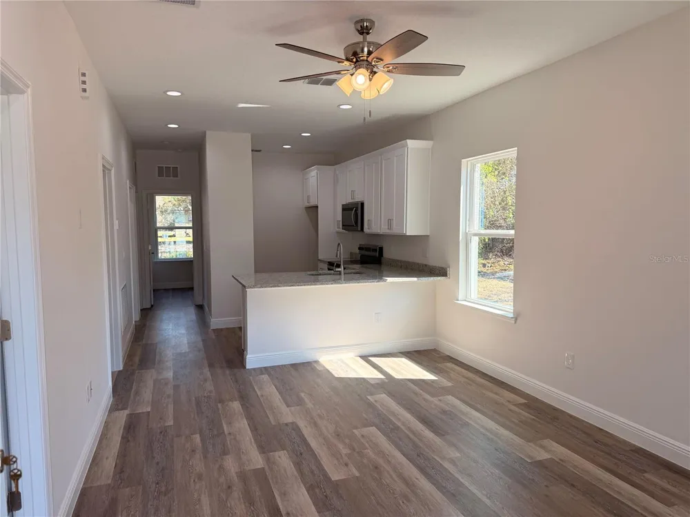 939 MOTON AVENUE Sanford, FL 32771