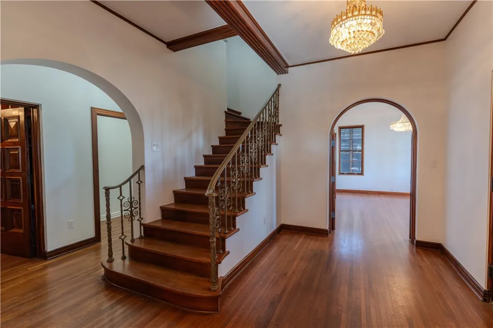 1717 Ocean Drive Corpus Christi, TX 78404