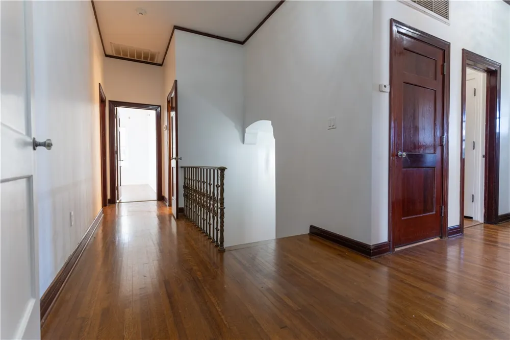 1717 Ocean Drive Corpus Christi, TX 78404