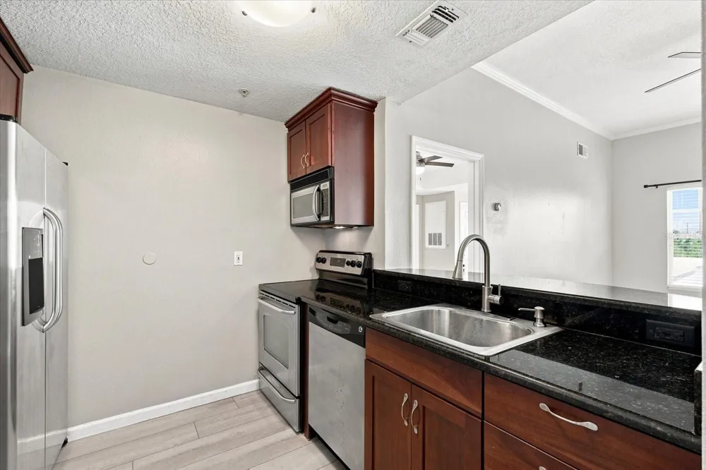800 S DAKOTA AVENUE #435 Tampa, FL 33606