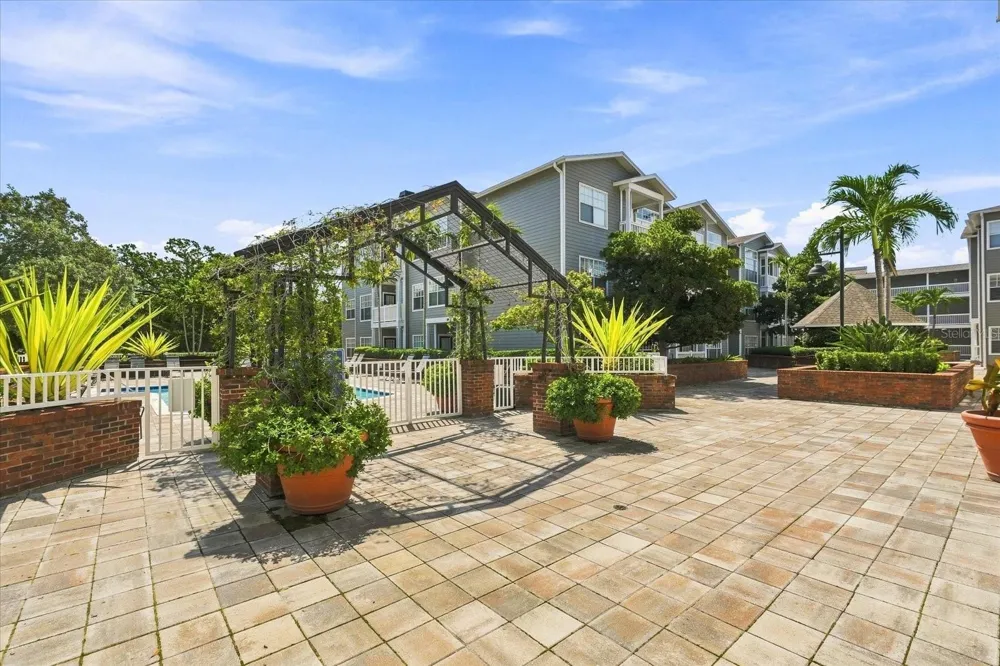 800 S DAKOTA AVENUE #435 Tampa, FL 33606