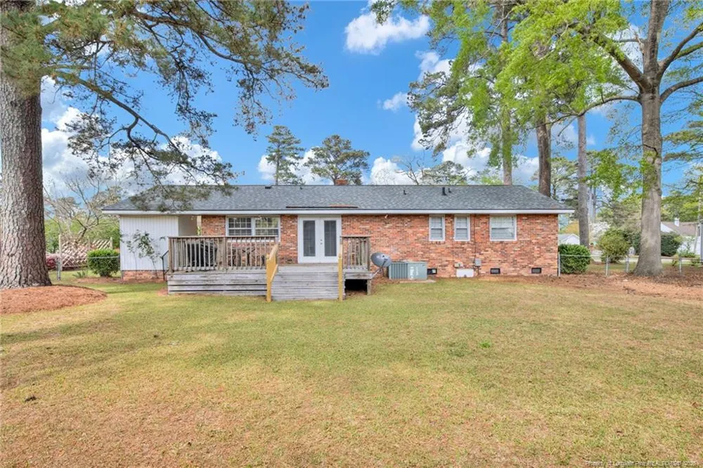 409 W 22ND STREET Lumberton, NC 28358
