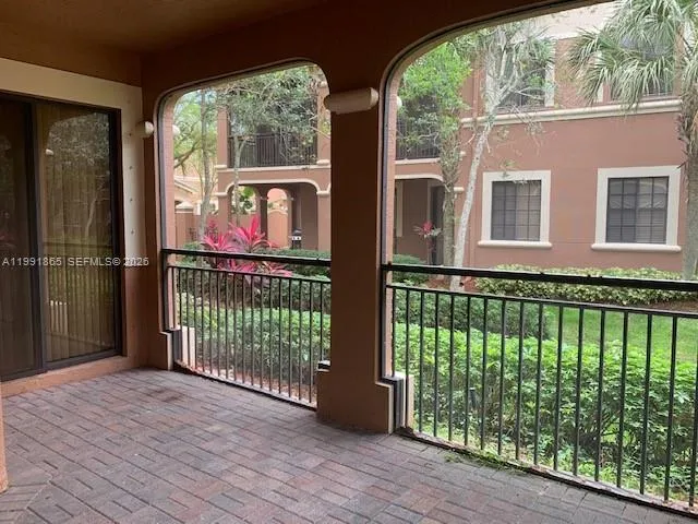 2800 Kinsington Cir Weston, FL 33332