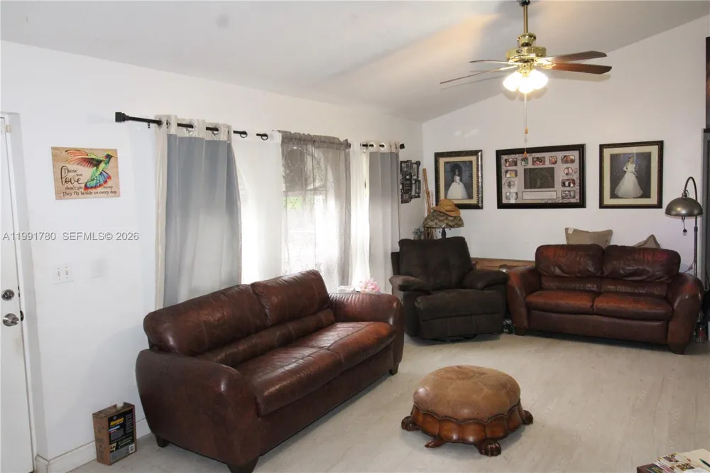 825 N Willow ST Clewiston, FL 33440