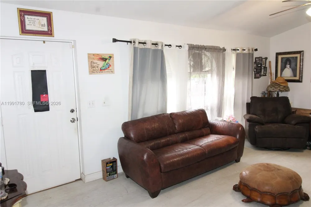 825 N Willow ST Clewiston, FL 33440
