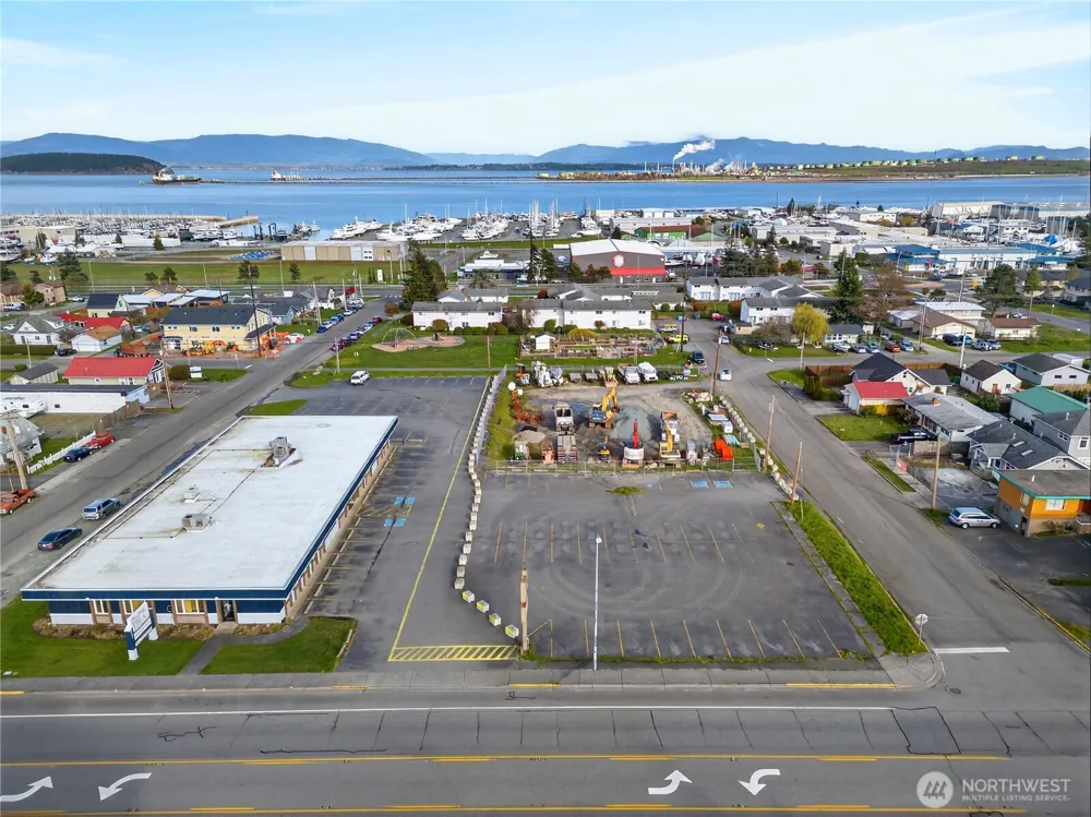 2821 Commercial Avenue Anacortes, WA 98221