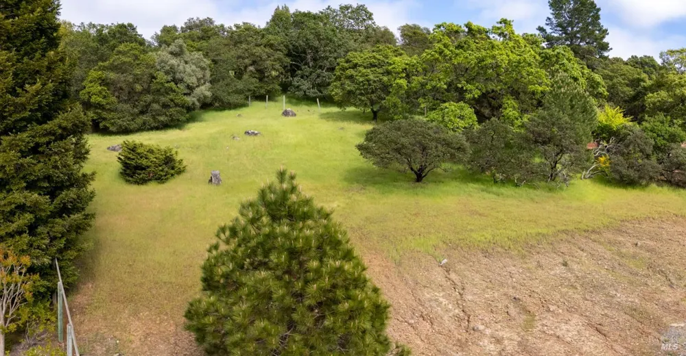 2501 Incline Drive Santa Rosa, CA 95404
