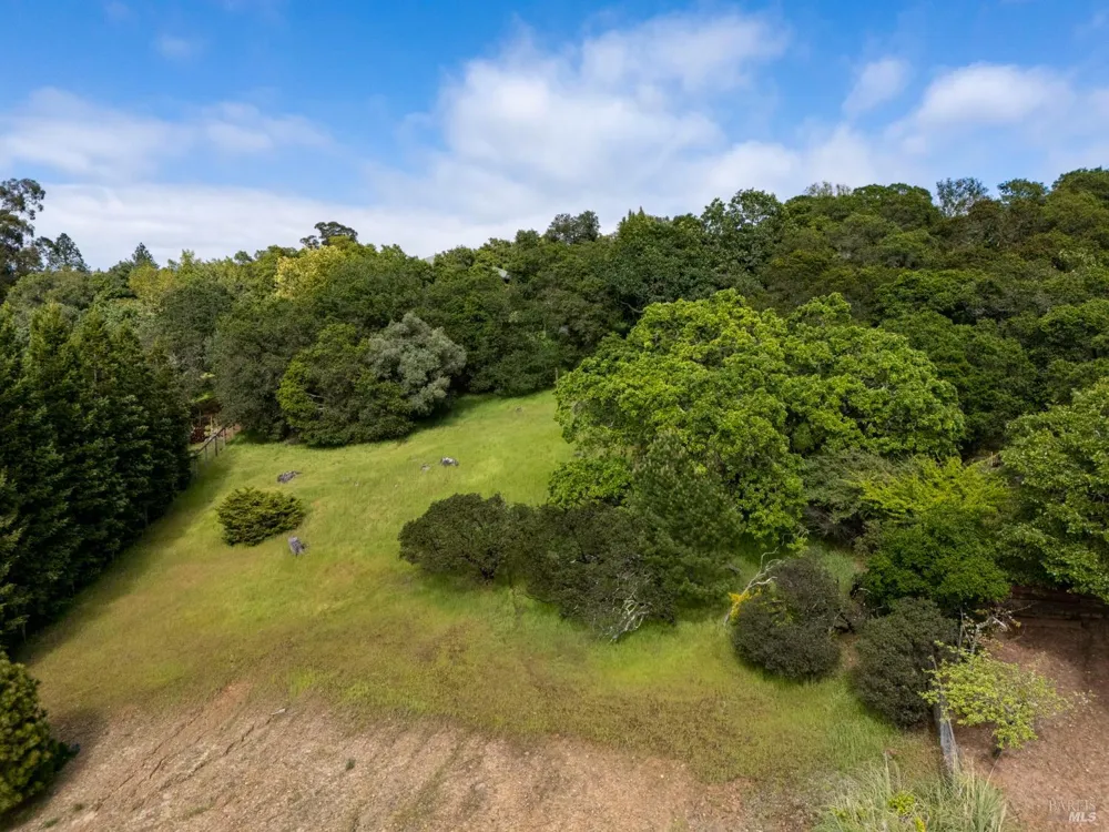2501 Incline Drive Santa Rosa, CA 95404