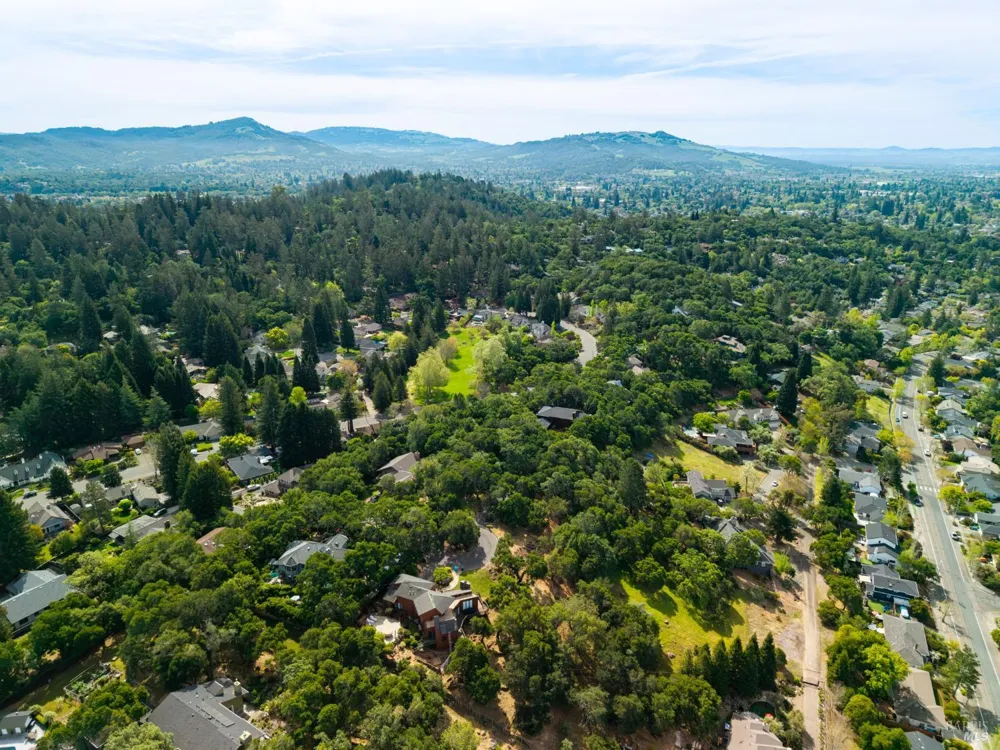 Rim Rock Way Santa Rosa, CA 95404