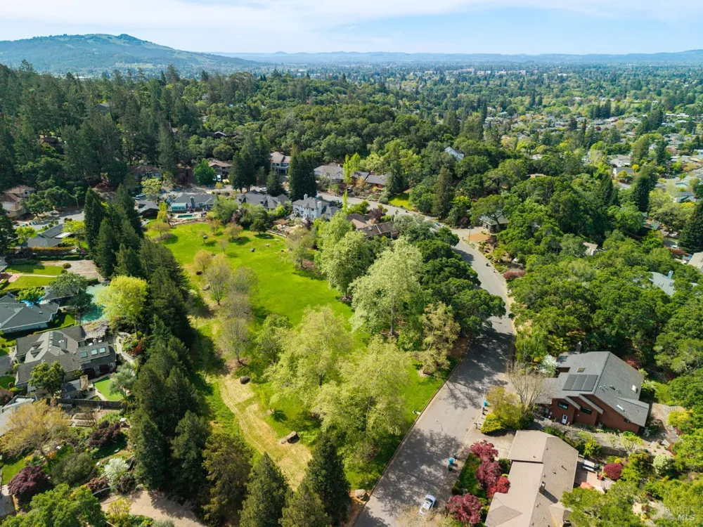 Rim Rock Way Santa Rosa, CA 95404