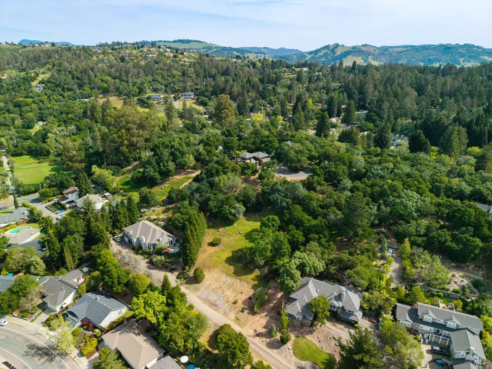 Rim Rock Way Santa Rosa, CA 95404