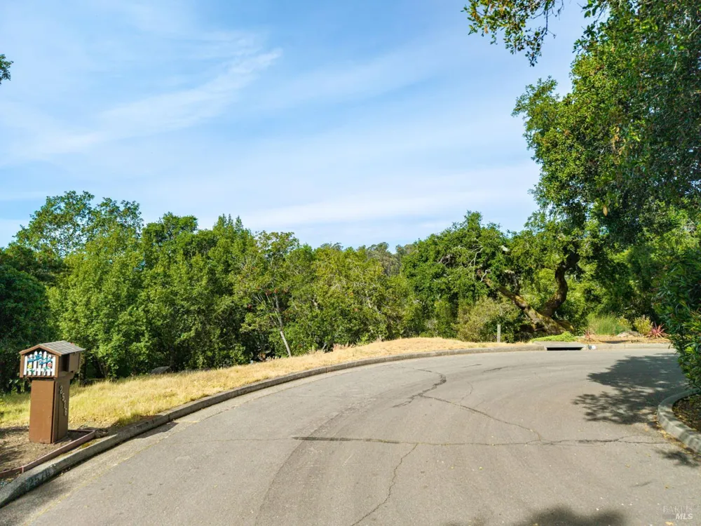 Rim Rock Way Santa Rosa, CA 95404
