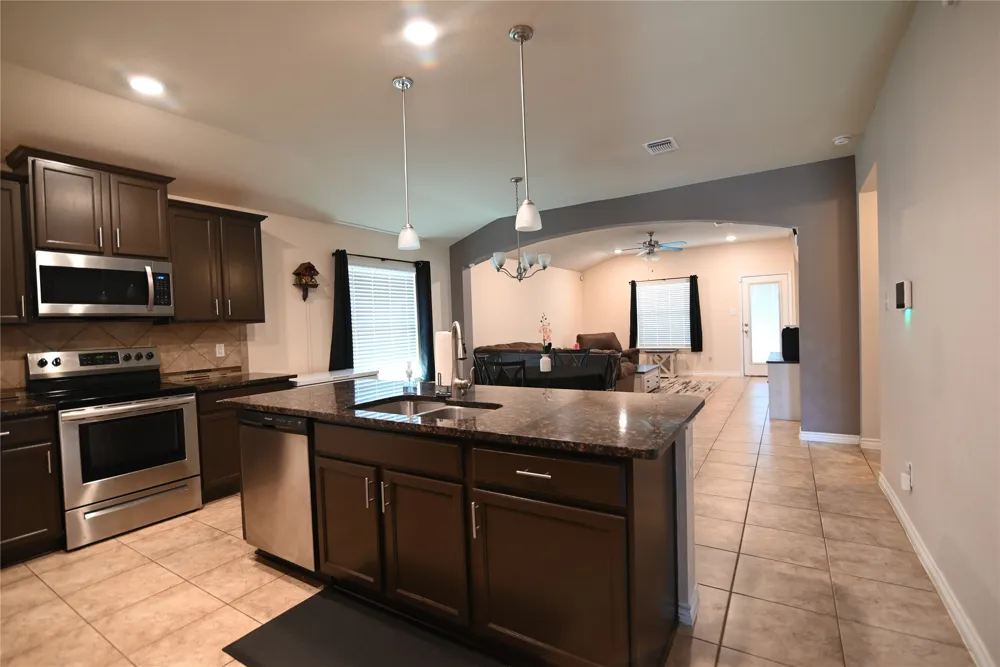 5013 Primavera Lane Killeen, TX 76549