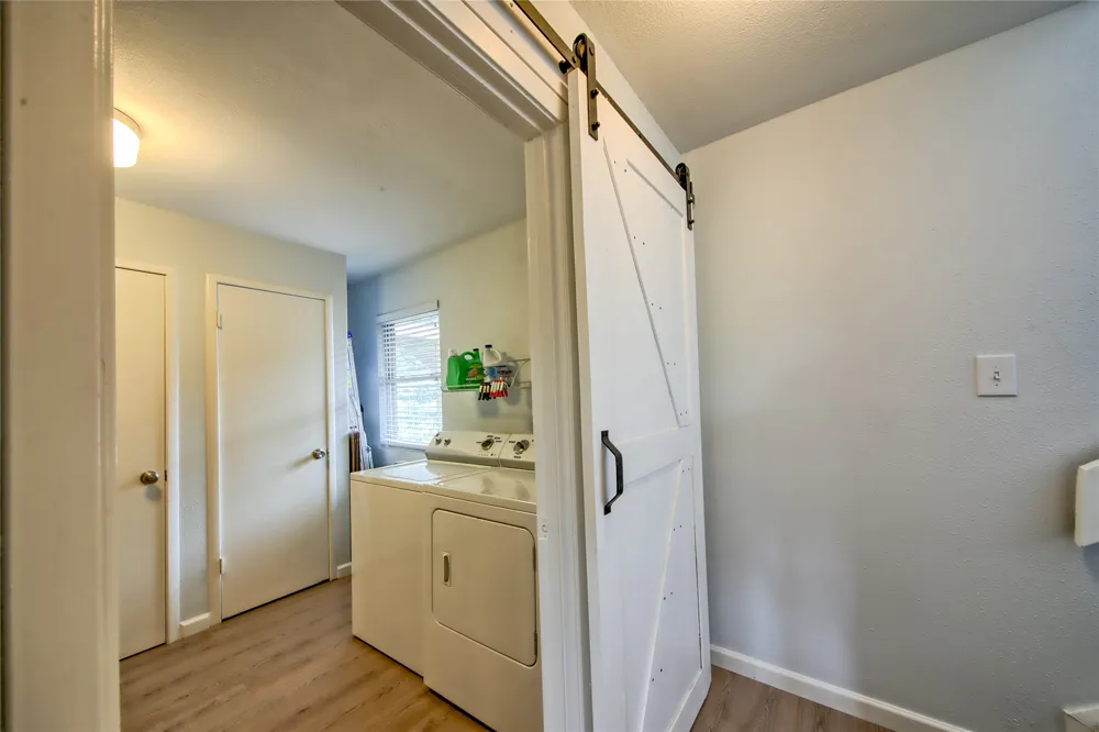549 Demarett Drive Point Venture, TX 78645