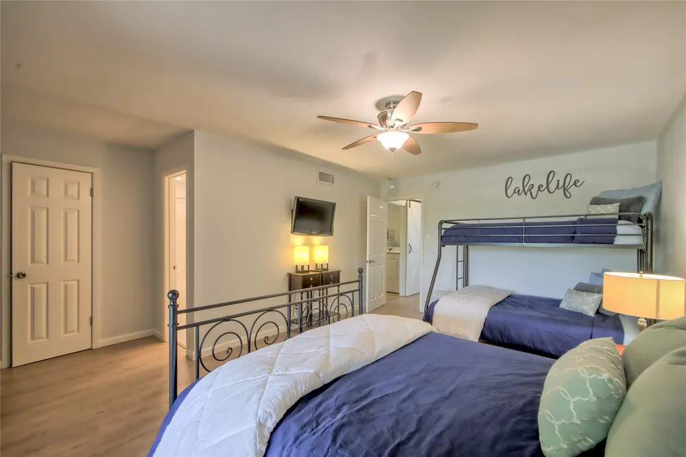 549 Demarett Drive Point Venture, TX 78645