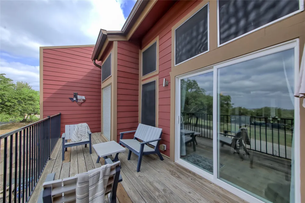 549 Demarett Drive Point Venture, TX 78645