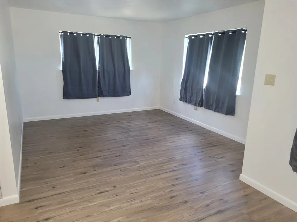 205 2nd Avenue #2 Smithville, TX 78957