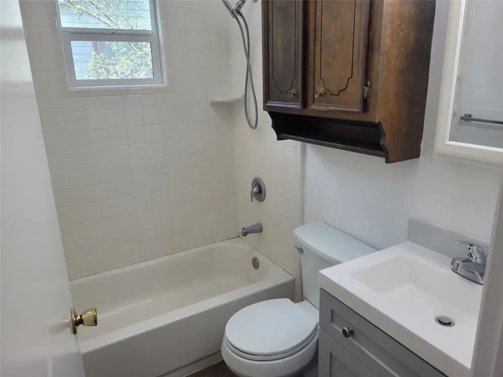 205 2nd Avenue #2 Smithville, TX 78957