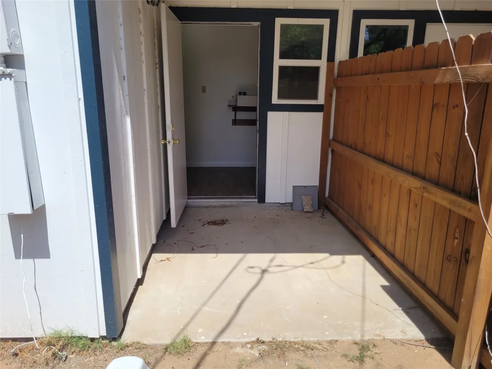 205 2nd Avenue #2 Smithville, TX 78957