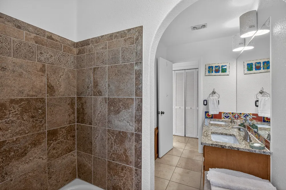 108 Lachite #C280 Horseshoe Bay, TX 78657