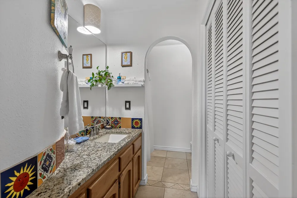 108 Lachite #C280 Horseshoe Bay, TX 78657