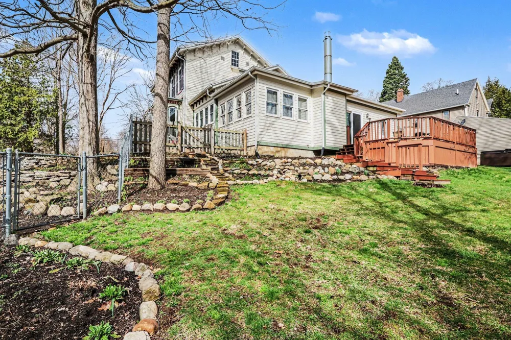 320 Division Street Marshall City, MI 49068