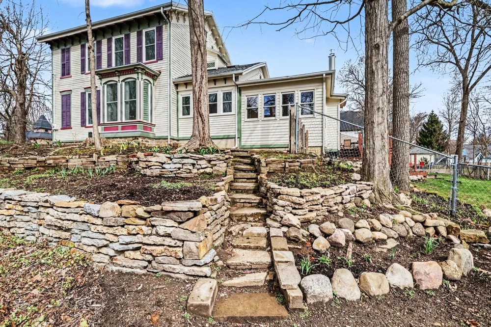 320 Division Street Marshall City, MI 49068