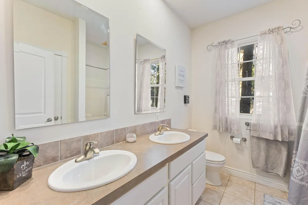 3317 Danglwood Court Fruitport Charter Township, MI 49444