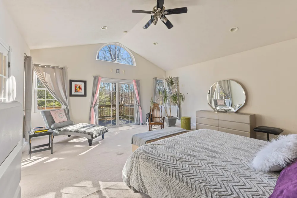 3317 Danglwood Court Fruitport Charter Township, MI 49444