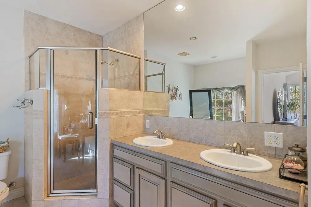 3317 Danglwood Court Fruitport Charter Township, MI 49444